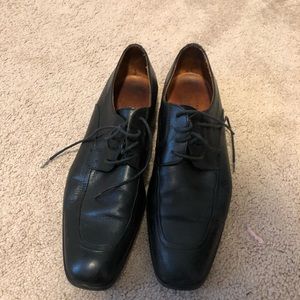 Bass black men’s dress shoes